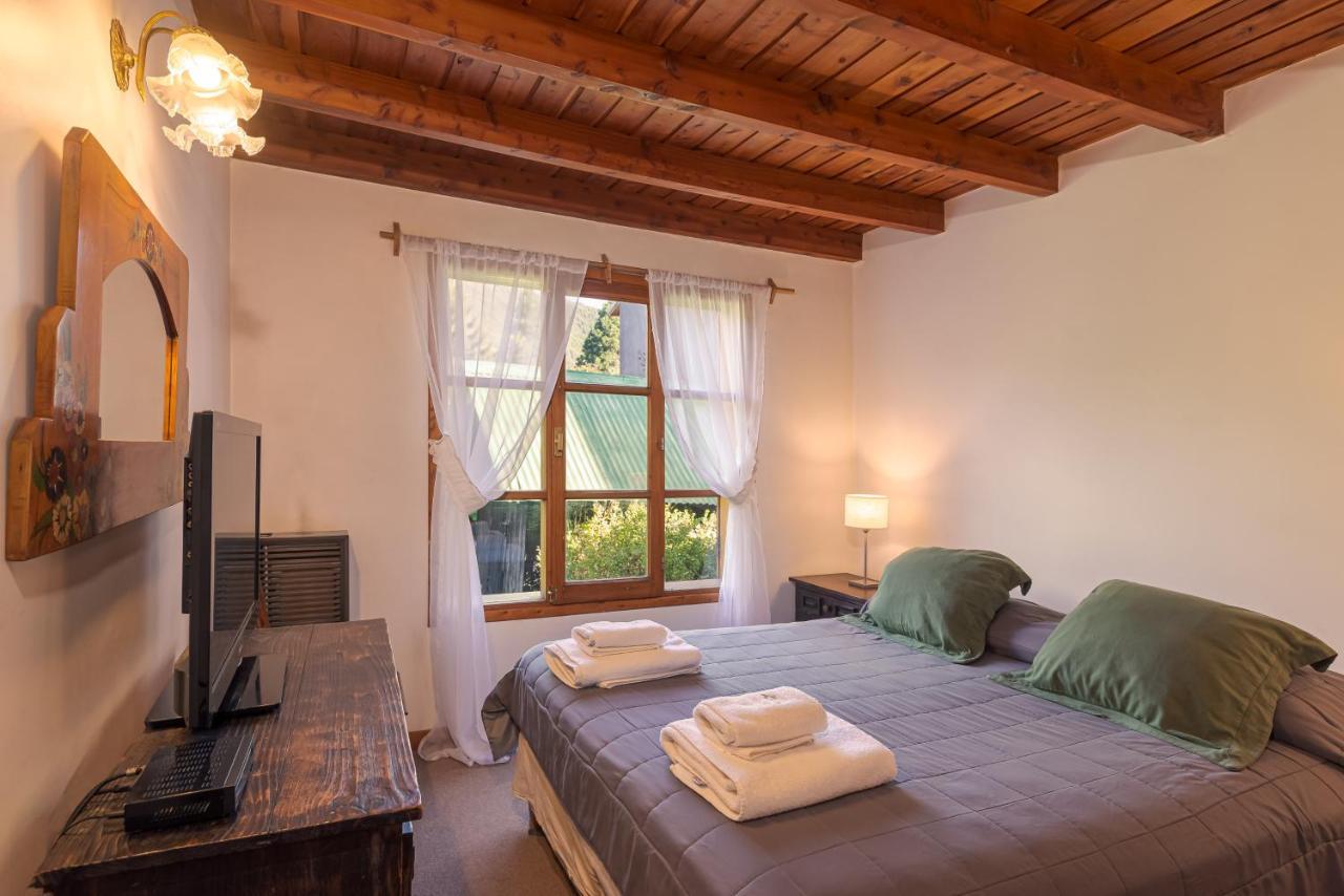 Cabana En El Centro San Martín de los Andes Esterno foto